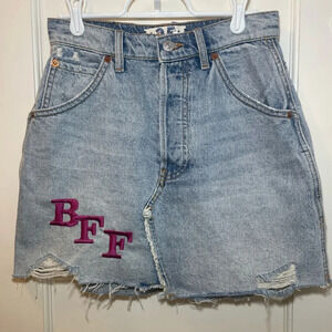 We The Free High Rise Button‎ Fly “BFF” Embroidered Denim Skirt size 25 NWT